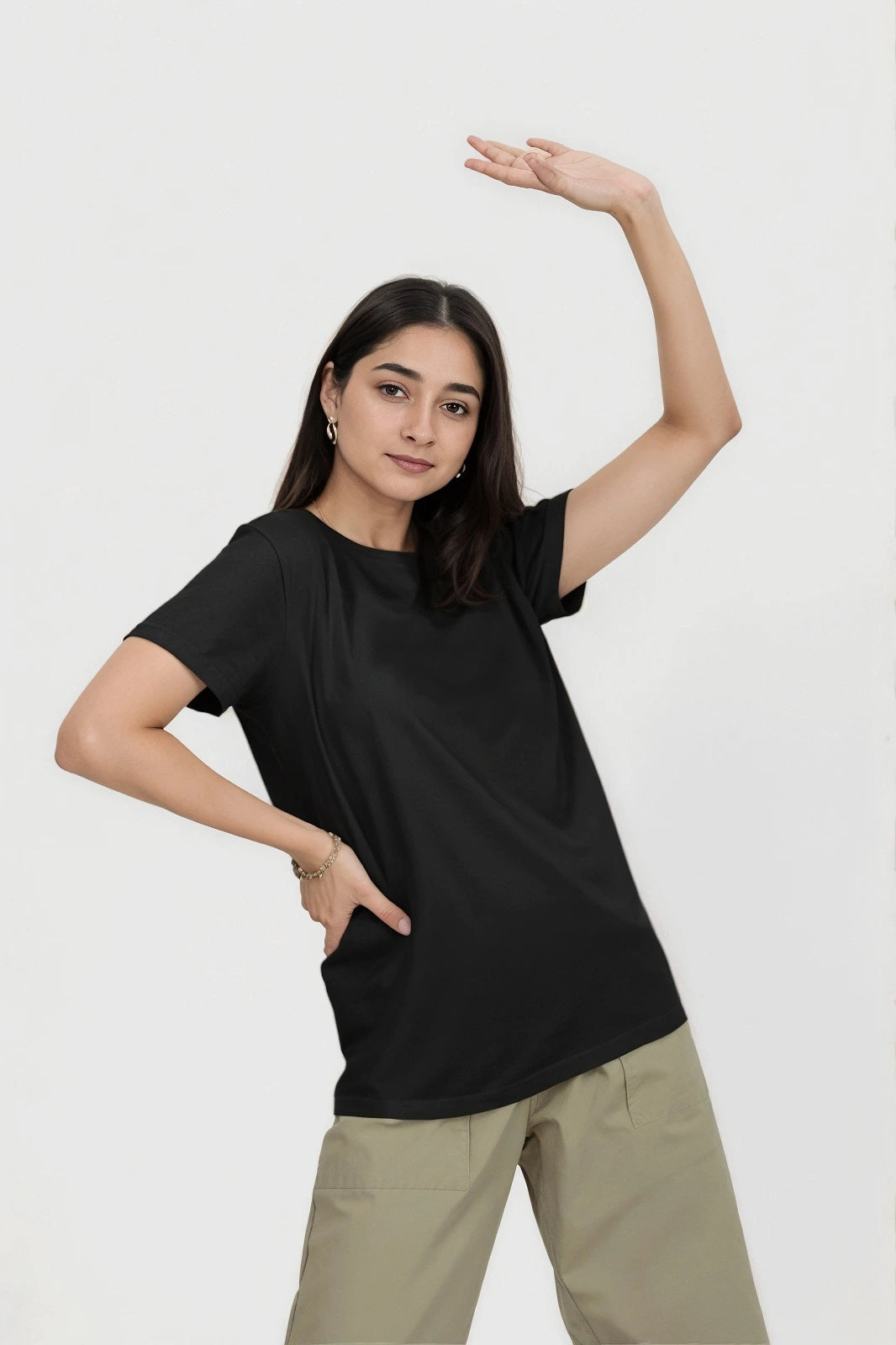 black-regular-fit-tshirt-glitzo2